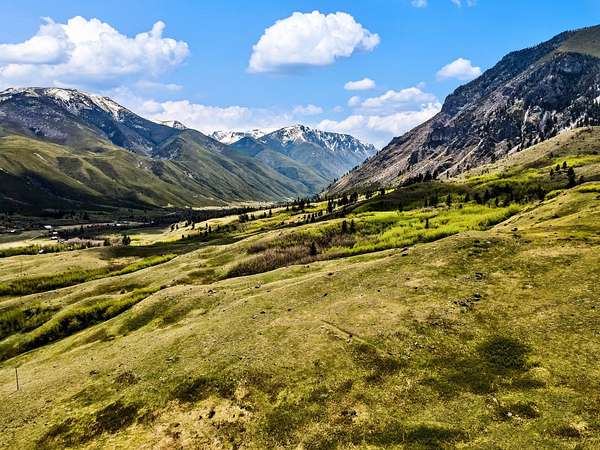 34 Acres of Recreational & Residential Land for Sale in Roscoe, Montana