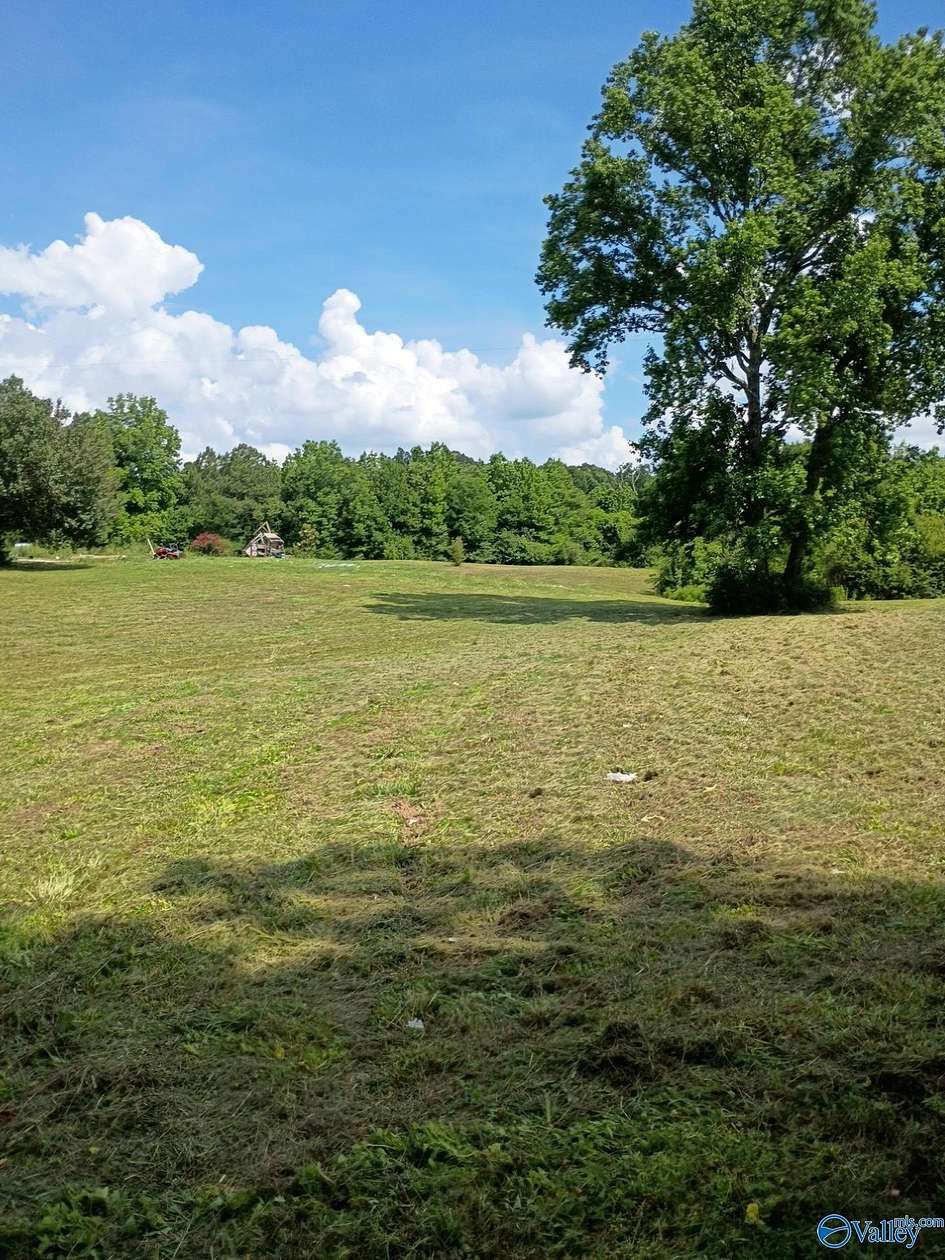 12 Acres of Land for Sale in Arab, Alabama