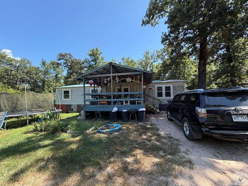 4.14 Acres of Land with Home for Sale in Texarkana, Arkansas