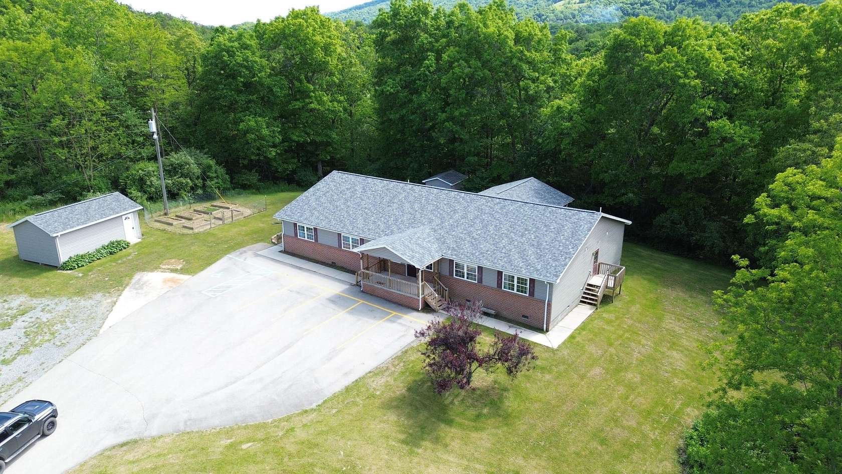4.7 Acres of Land with Home for Sale in Marlinton, West Virginia