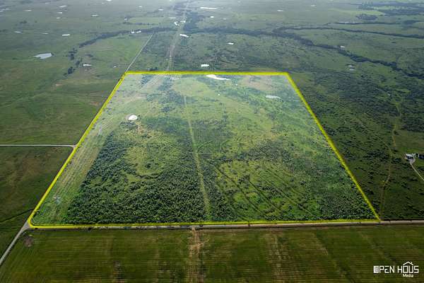 200 Acres of Recreational Land for Sale in Bellevue, Texas