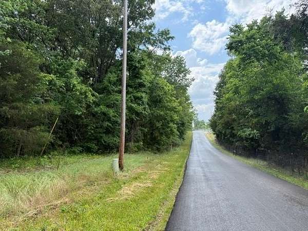 4.18 Acres of Land for Sale in Morrison, Tennessee