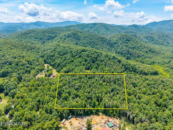 7.67 Acres of Residential Land for Sale in Townsend, Tennessee