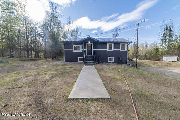 4.73 Acres of Land with Home for Sale in Soldotna, Alaska