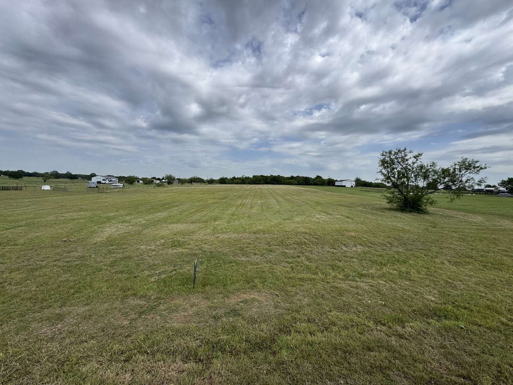 2.5 Acres of Residential Land for Sale in Oak Point, Texas