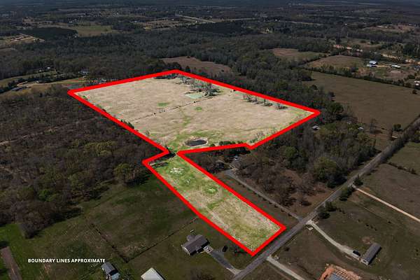 30 Acres of Land for Sale in New Boston, Texas