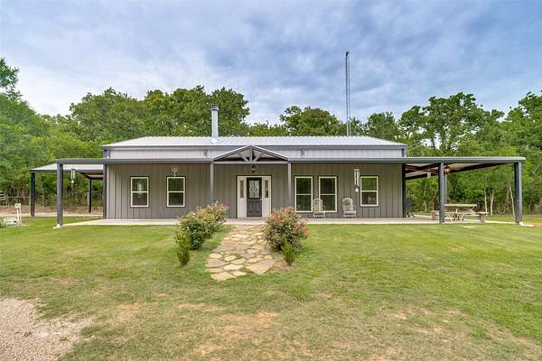 13.2 Acres of Land with Home for Sale in Grandview, Texas