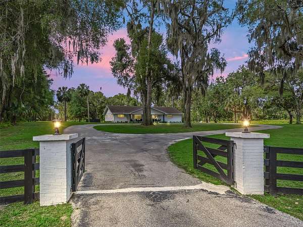 33.7 Acres of Land with Home for Sale in Floral City, Florida