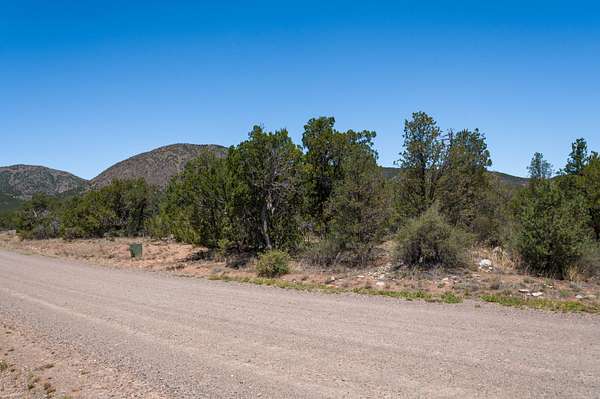 3.5 Acres of Residential Land for Sale in Edgewood, New Mexico
