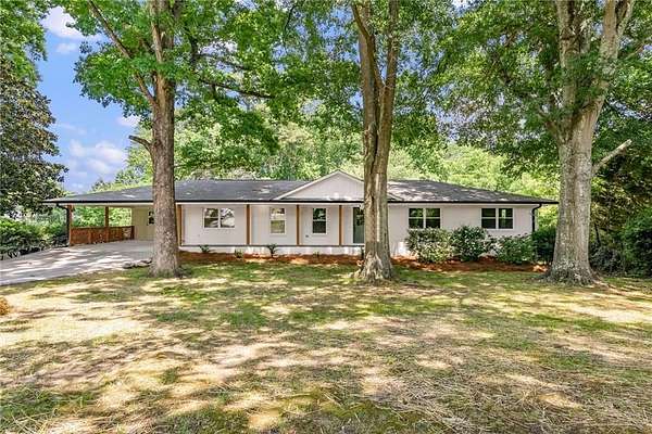 2 Acres of Land with Home for Sale in Atlanta, Georgia