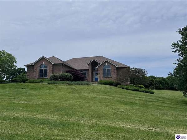 5.83 Acres of Land with Home for Sale in Frankfort, Kentucky