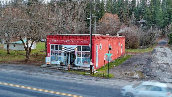 1.9 Acres of Commercial Land for Sale in Chattaroy, Washington