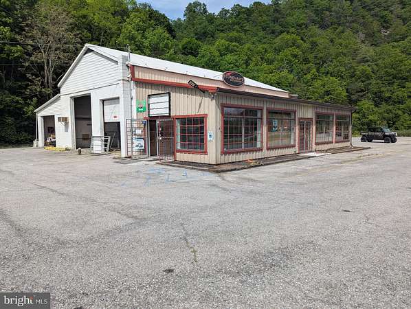 2.42 Acres of Commercial Land for Sale in Everett, Pennsylvania
