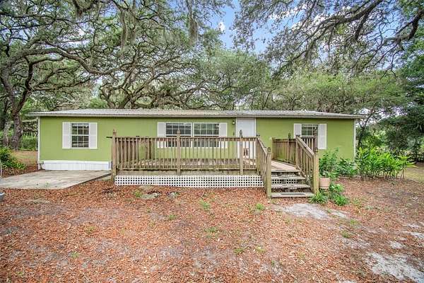 3.59 Acres of Land with Home for Sale in Pomona Park, Florida