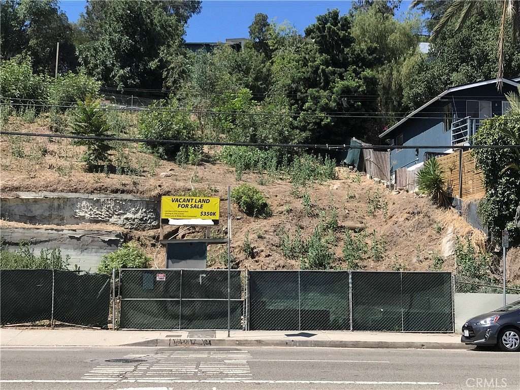 0.09 Acres of Land for Sale in Los Angeles, California