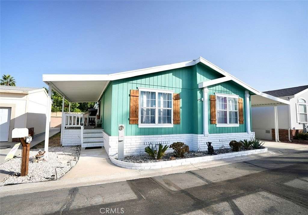 9.57 Acres of Land with Home for Sale in Artesia, California