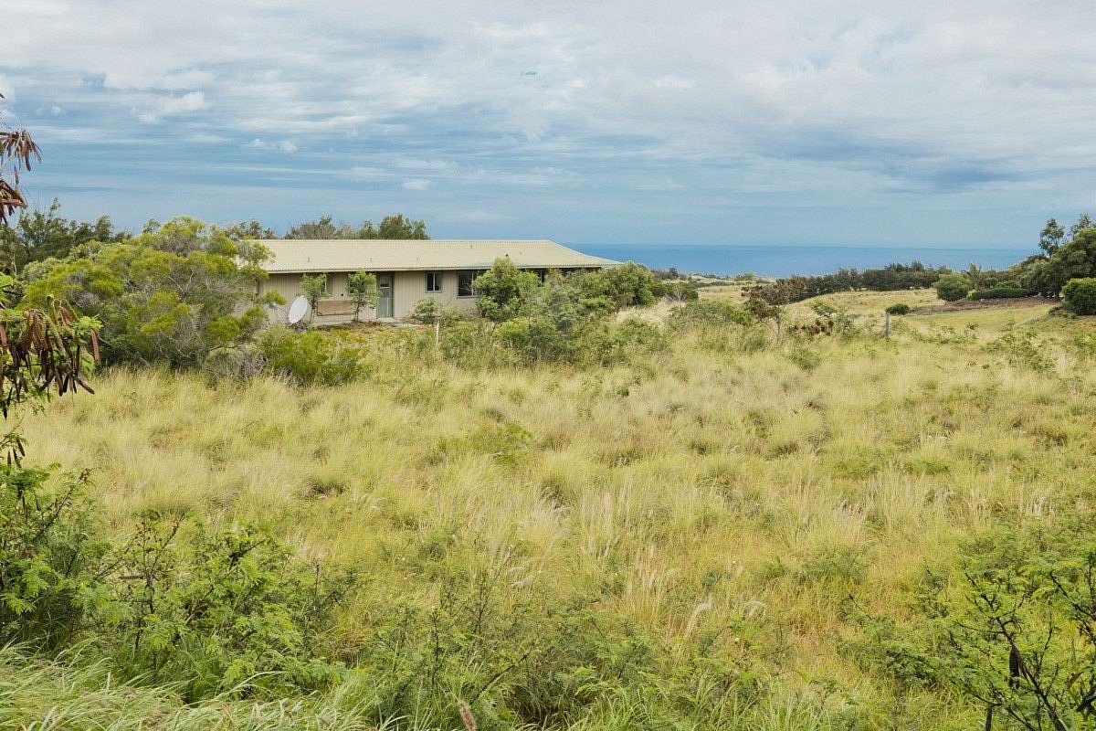 2.5 Acres of Land with Home for Sale in Waimea, Hawaii