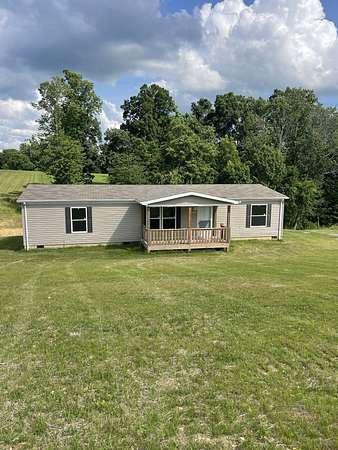 2.4 Acres of Land with Home for Sale in Red Boiling Springs, Tennessee