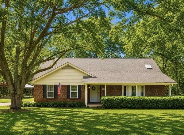 5 Acres of Land with Home for Sale in Havana, Florida
