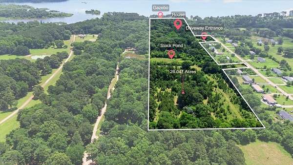 27 Acres of Recreational & Residential Land for Sale in Chandler, Texas