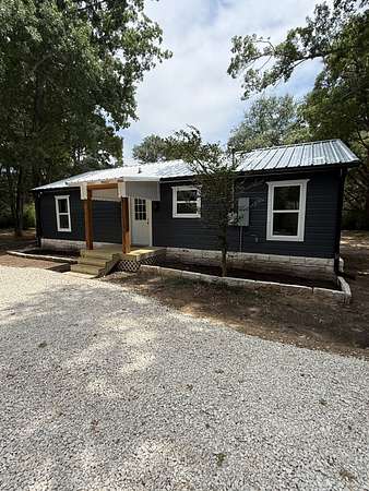 1.52 Acres of Land with Home for Sale in Mexia, Texas