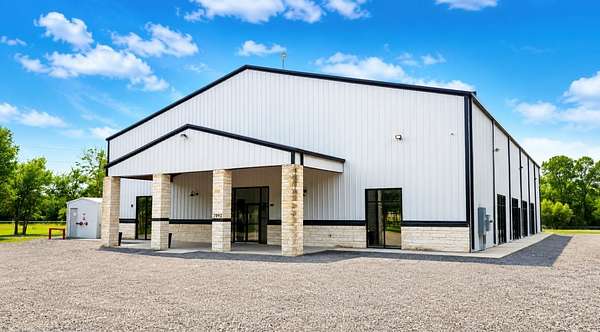 10 Acres of Improved Mixed-Use Land for Sale in Terrell, Texas