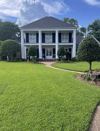 1.6 Acres of Land with Home for Sale in Bossier City, Louisiana