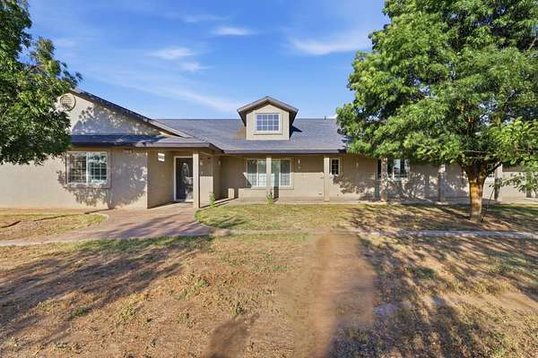 4.45 Acres of Land with Home for Sale in Madera, California