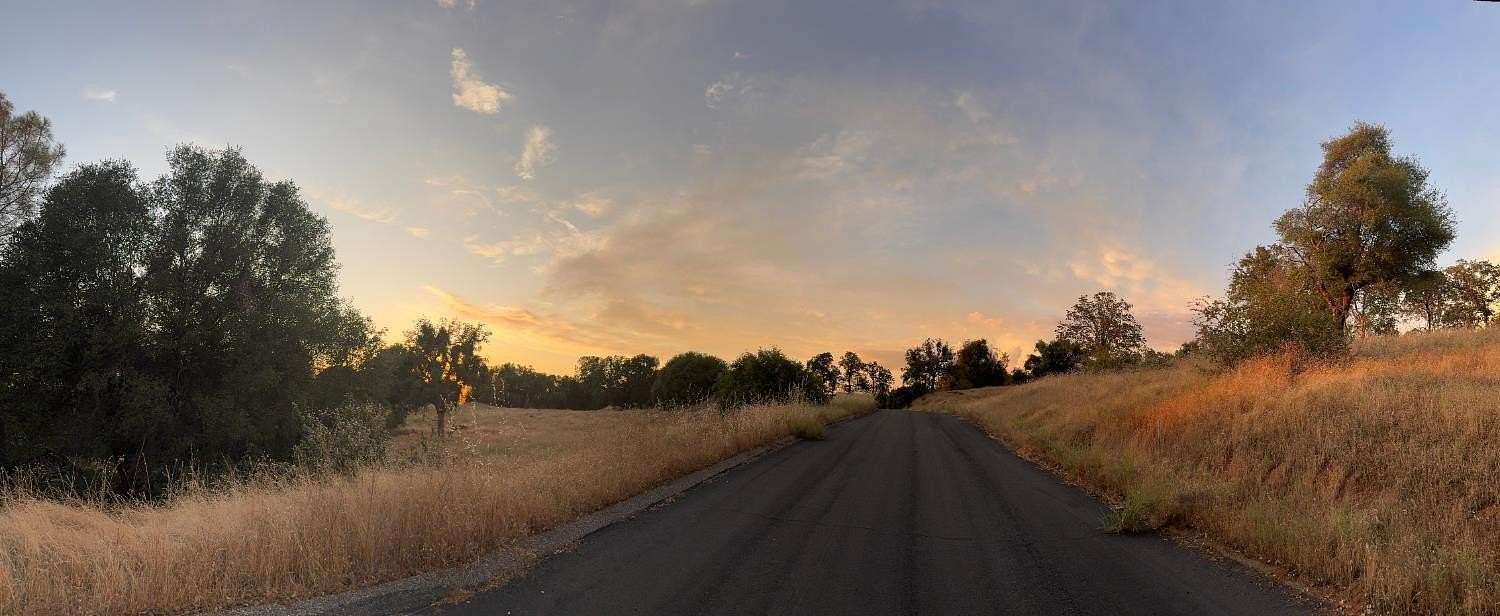 5.6 Acres of Residential Land for Sale in Coarsegold, California