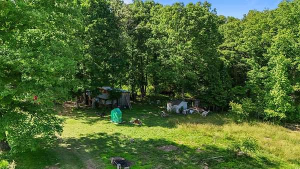 2 Acres of Land with Home for Sale in Deer Lodge, Tennessee