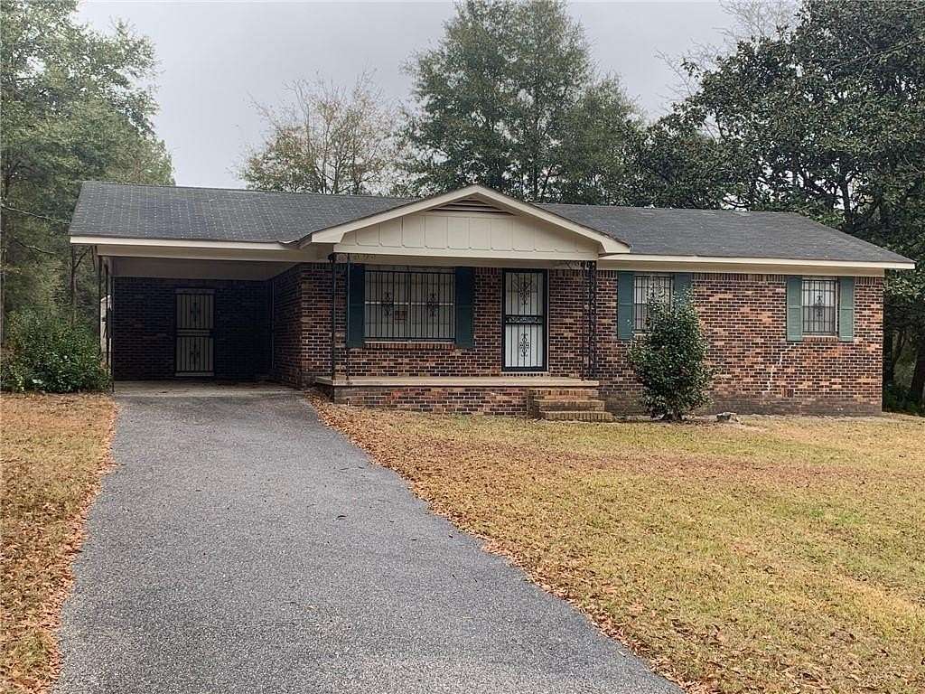 5.1 Acres of Land with Home for Lease in Eight Mile, Alabama