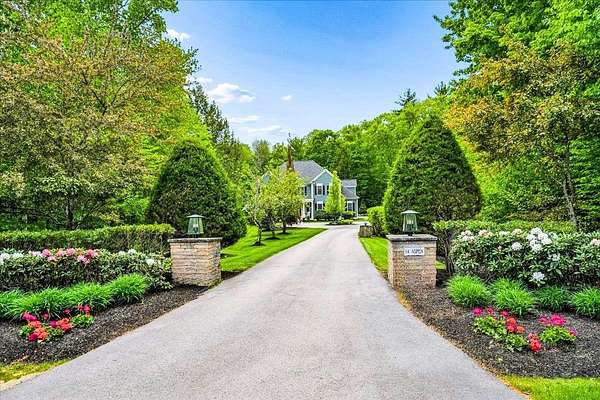 2.76 Acres of Land with Home for Sale in Bedford, New Hampshire