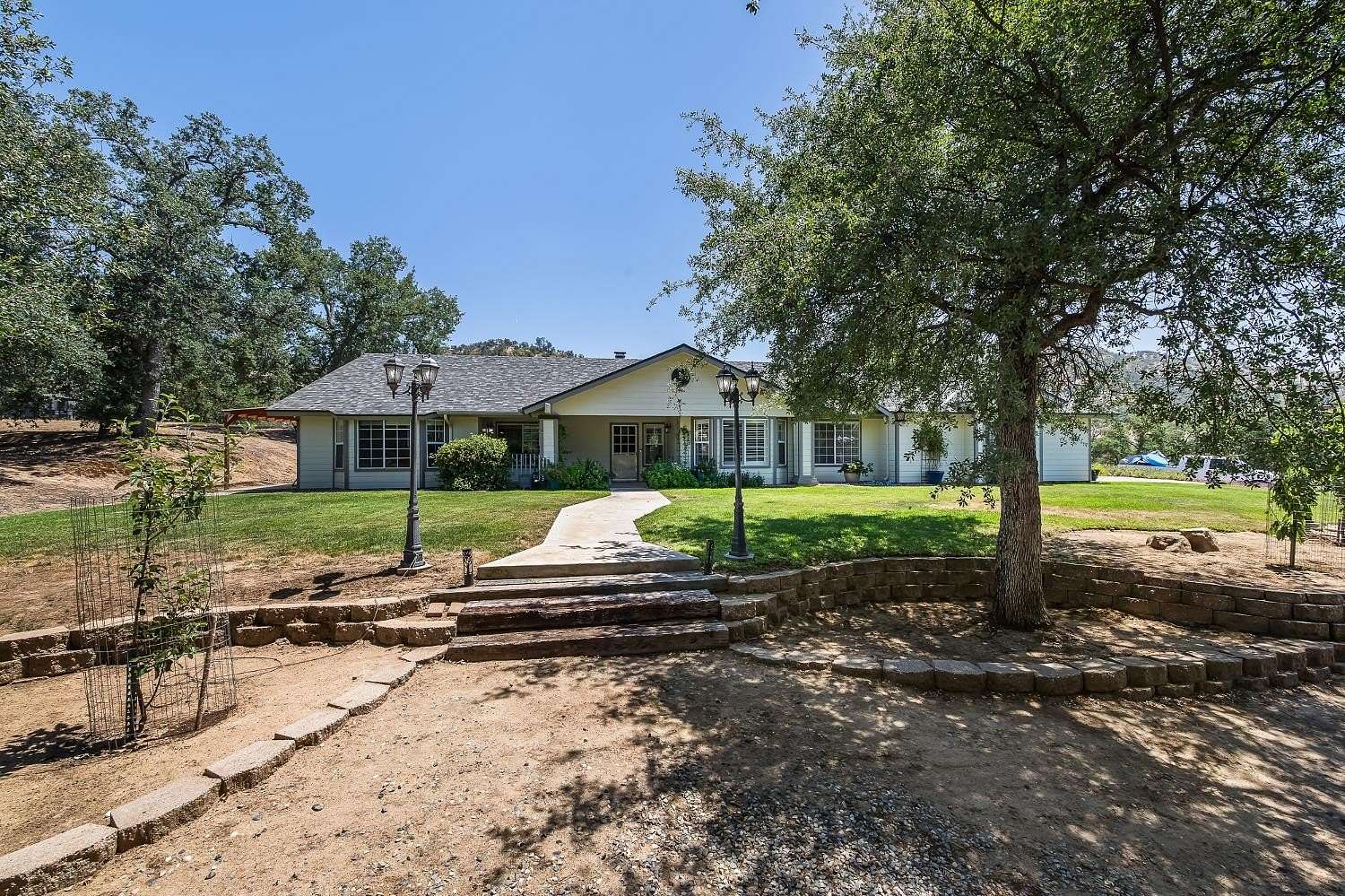 5.47 Acres of Land with Home for Sale in Clovis, California