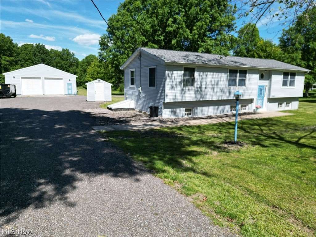 1.65 Acres of Land with Home for Sale in Diamond, Ohio