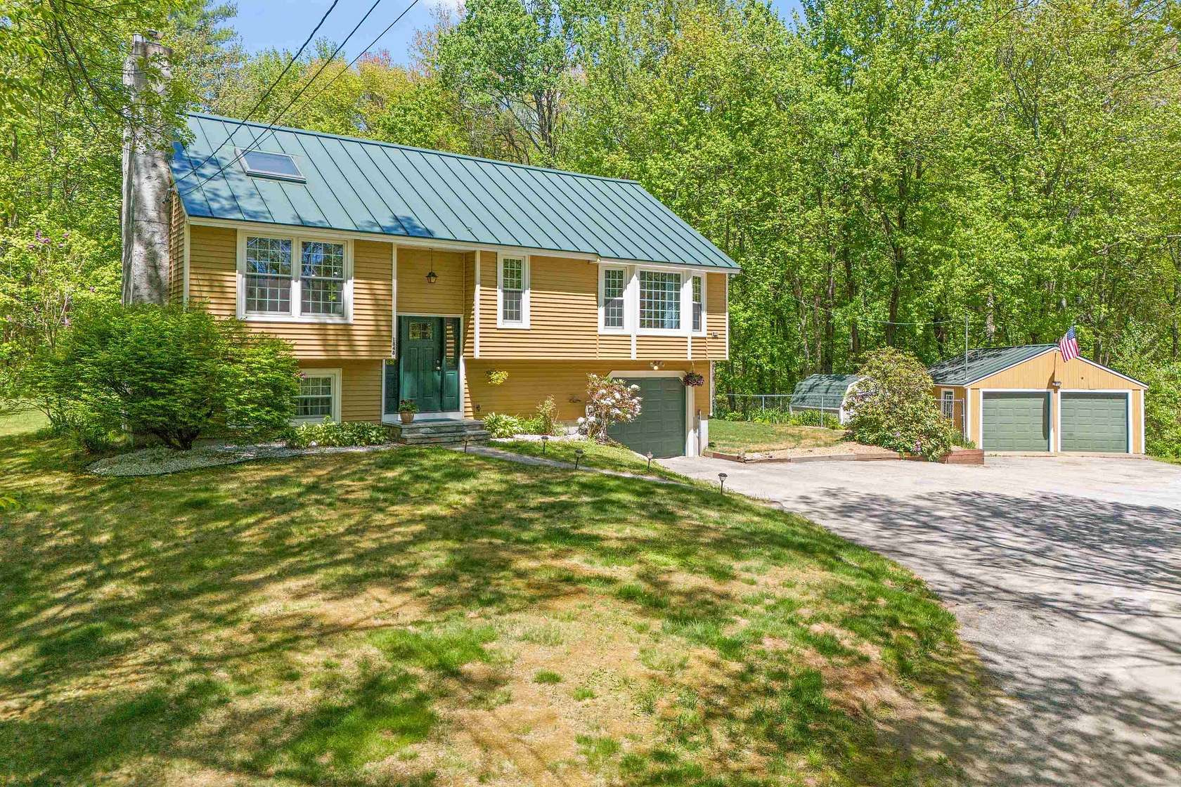 5.27 Acres of Land with Home for Sale in Hooksett, New Hampshire