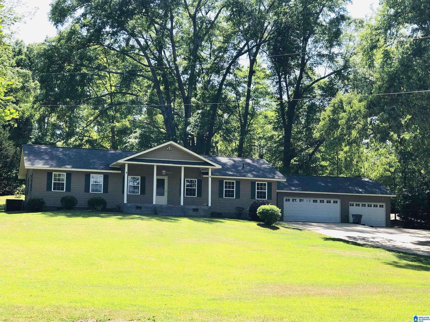 4.65 Acres of Land with Home for Sale in Thorsby, Alabama
