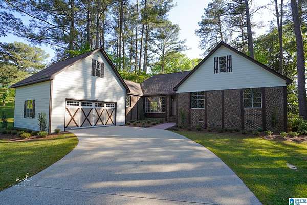 1.77 Acres of Land with Home for Sale in Leeds, Alabama