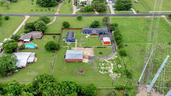 2 Acres of Improved Mixed-Use Land for Sale in Fort Worth, Texas