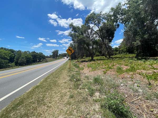 0.31 Acres of Residential Land for Sale in Umatilla, Florida