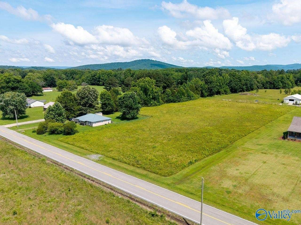2.9 Acres of Residential Land for Sale in New Hope, Alabama