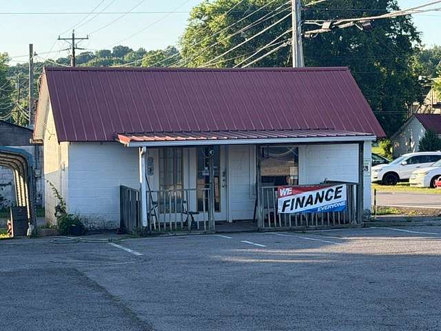 15 Acres of Improved Commercial Land for Lease in Ashland City, Tennessee