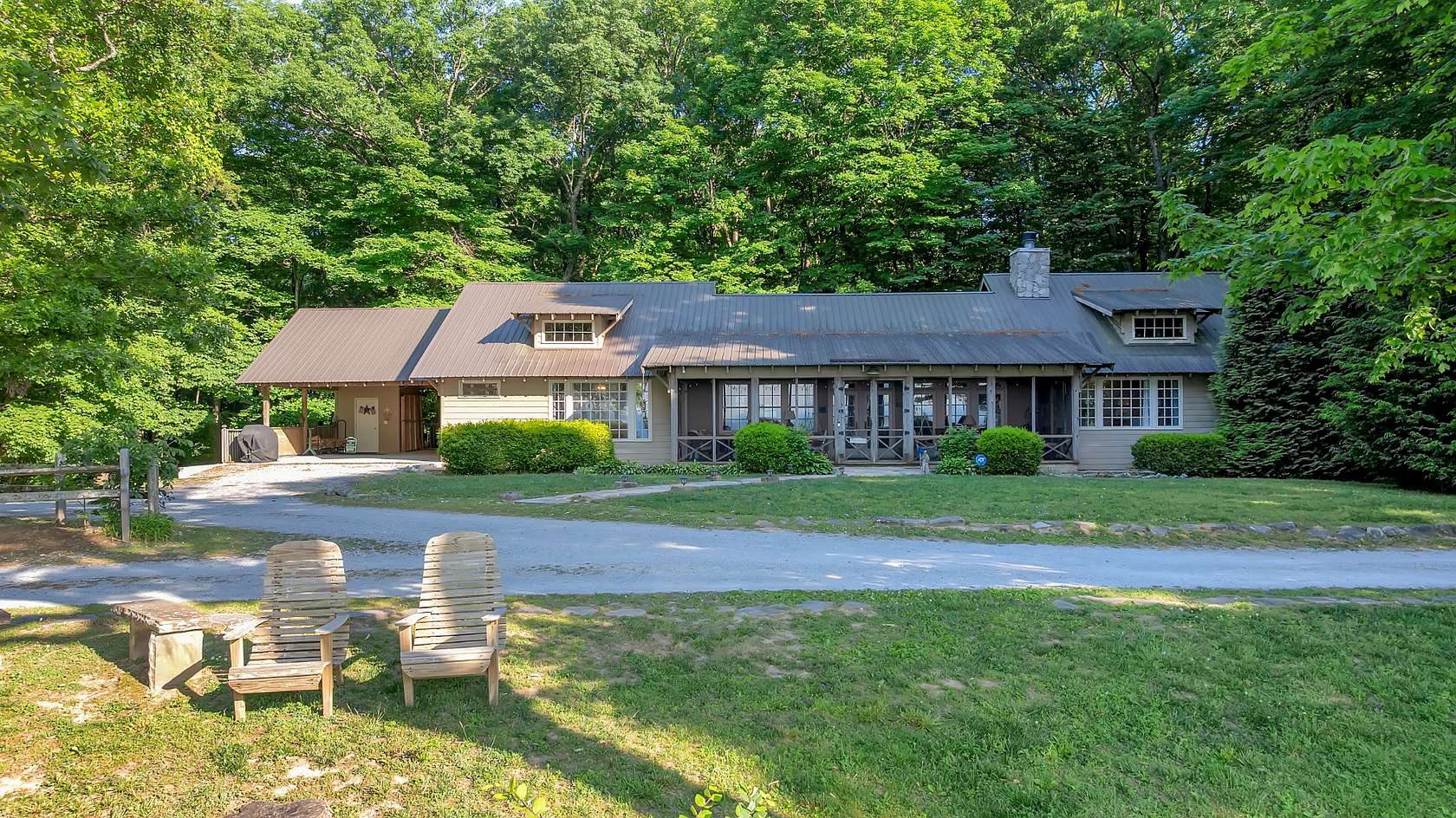 2.27 Acres of Land with Home for Sale in Monteagle, Tennessee