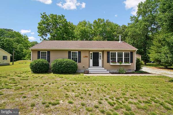 5.4 Acres of Land with Home for Sale in Parsonsburg, Maryland