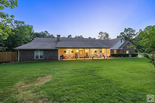 2.13 Acres of Land with Home for Sale in Texarkana, Arkansas