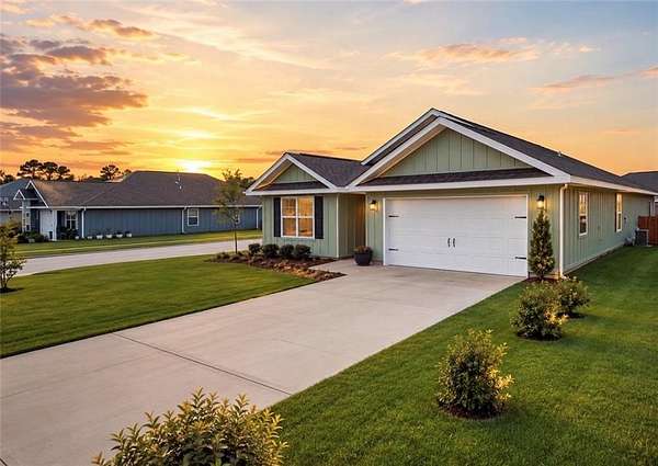 37 Acres of Land with Home for Sale in Foley, Alabama