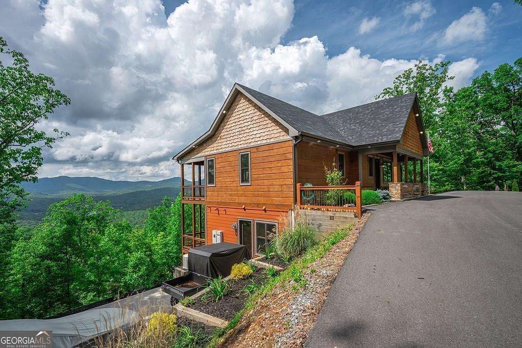 5 Acres of Land with Home for Sale in Mineral Bluff, Georgia