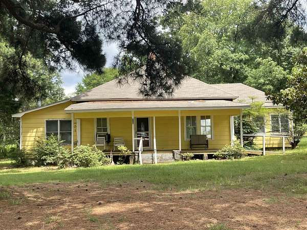 9 Acres of Land with Home for Sale in Bigelow, Arkansas