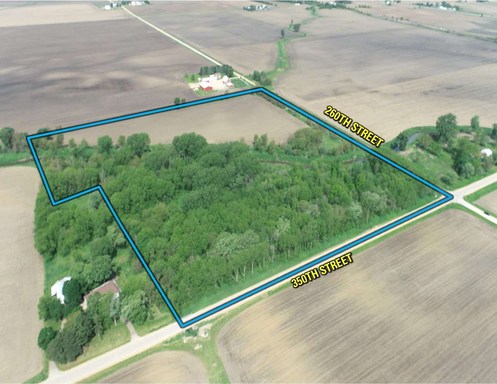 36 Acres of Land for Sale in DeWitt, Iowa