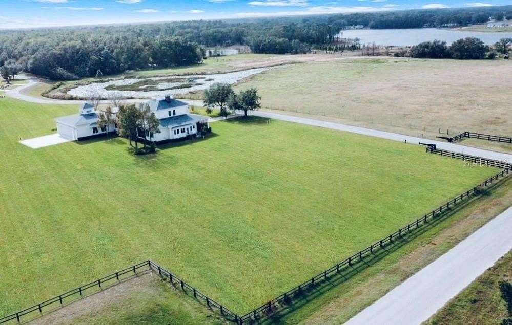 1.2 Acres of Residential Land for Sale in Groveland, Florida