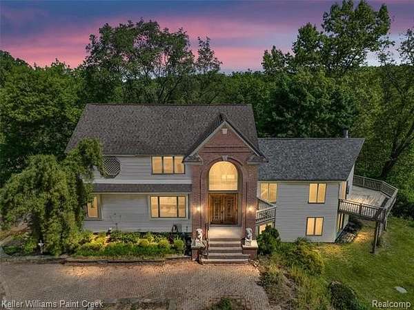 3 Acres of Land with Home for Sale in Rochester Hills, Michigan